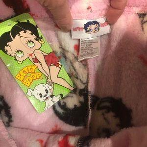 Betty Boop nwt Medium pj pants santa baby